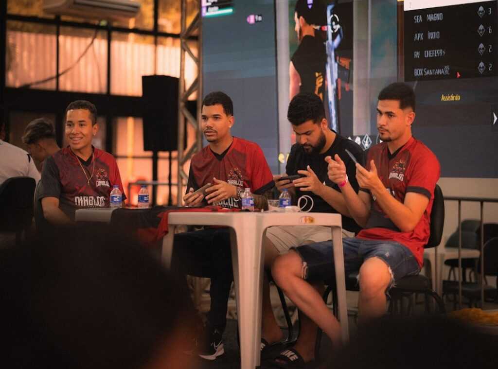 team coordination esports